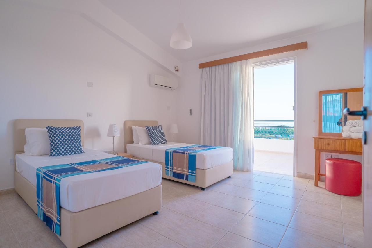 Bella Katerina By Prestige Bookings Coral Bay Exteriör bild