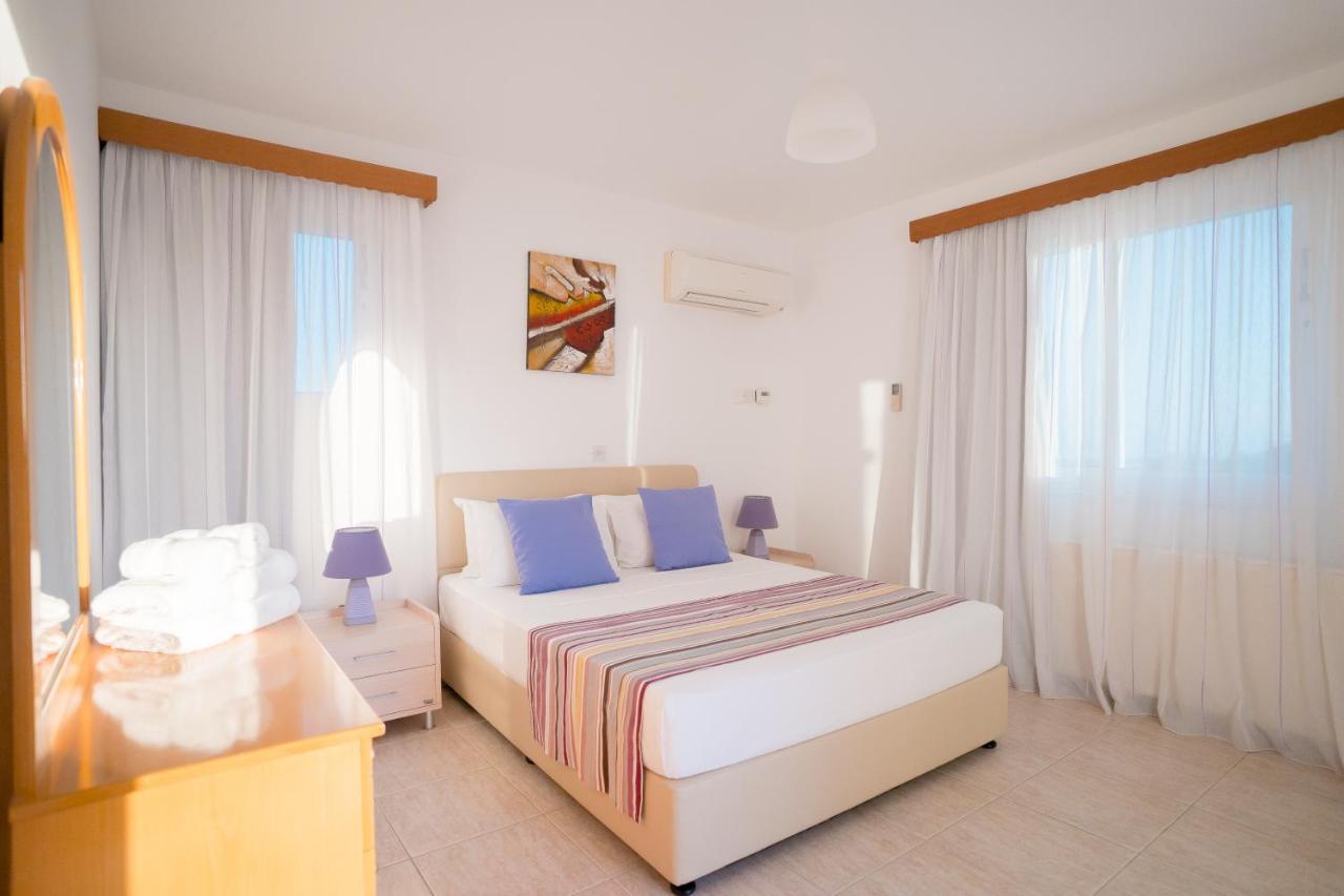 Bella Katerina By Prestige Bookings Coral Bay Exteriör bild